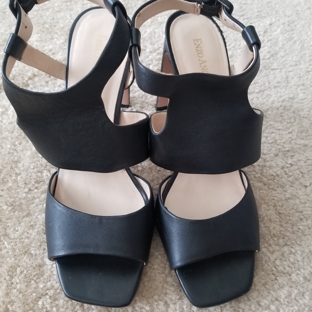 Ladies shoes